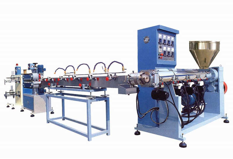 PVC -Stahldrahtverstärkte Weichrohr -Extrusionslinie